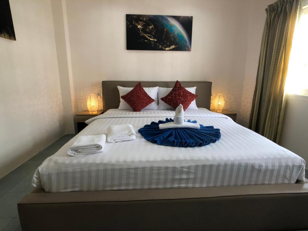 Inn Dulgence Patong Exterior foto